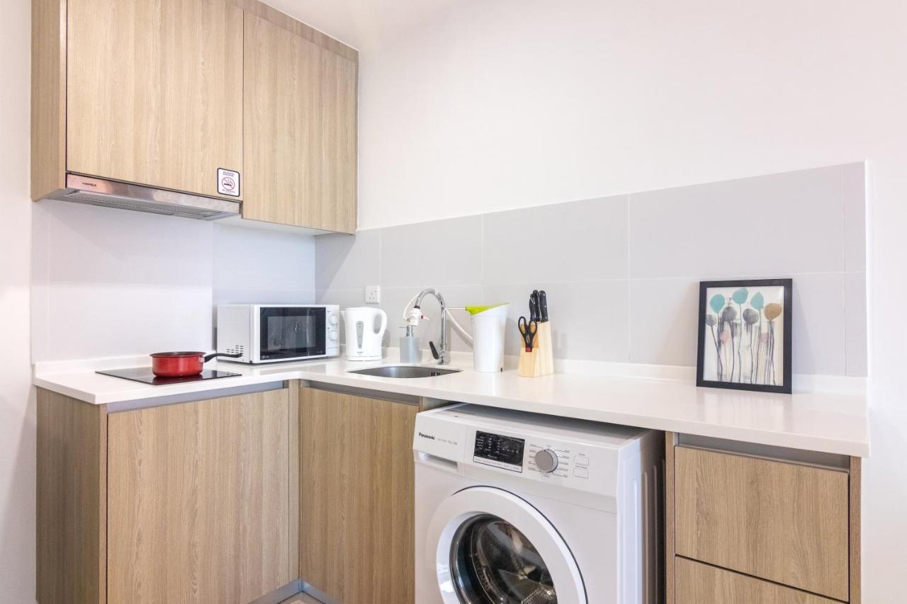 Tropicana 218 X Airlevate Suites จอร์จทาวน์ ภายนอก รูปภาพ