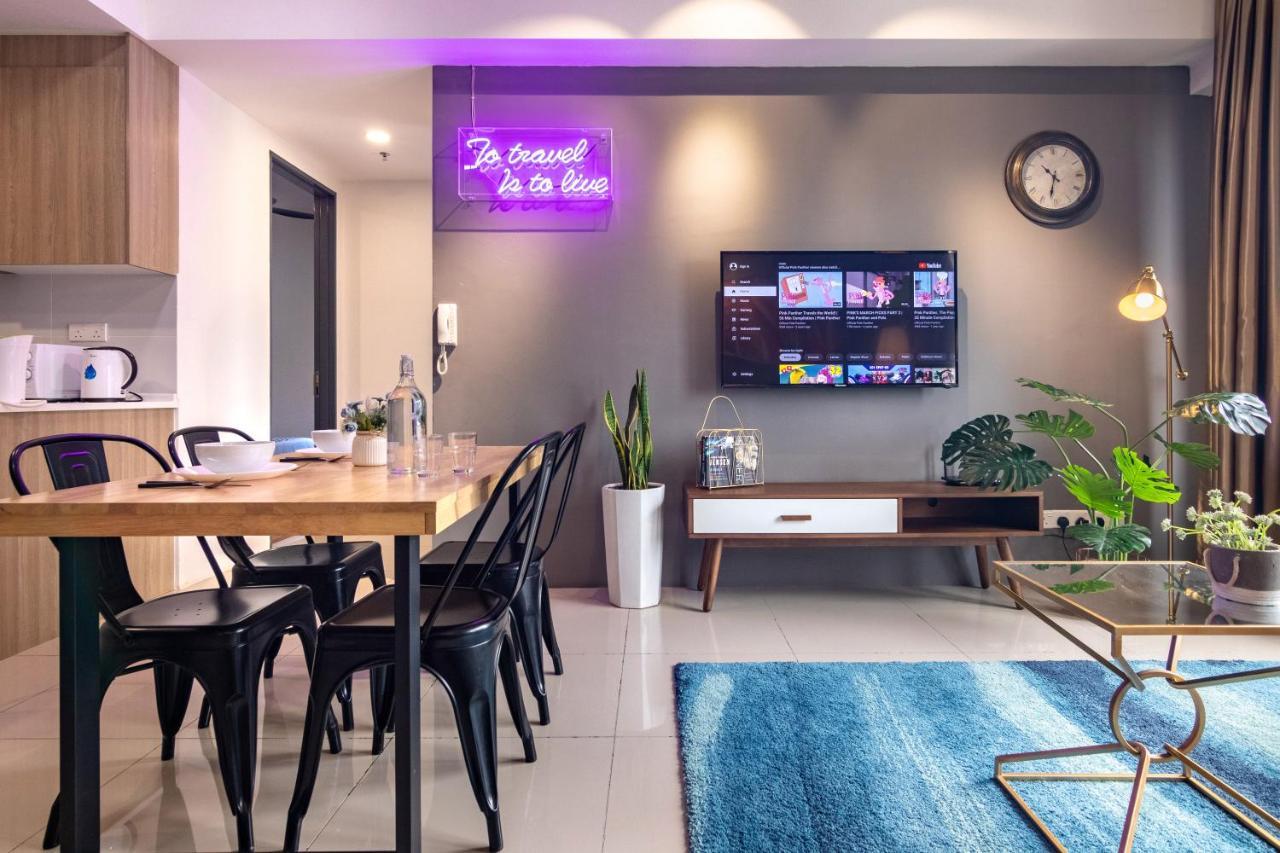 Tropicana 218 X Airlevate Suites จอร์จทาวน์ ภายนอก รูปภาพ